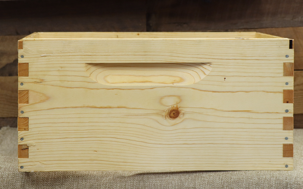 Assembled 9 5/8 Hive Body 10 Frame